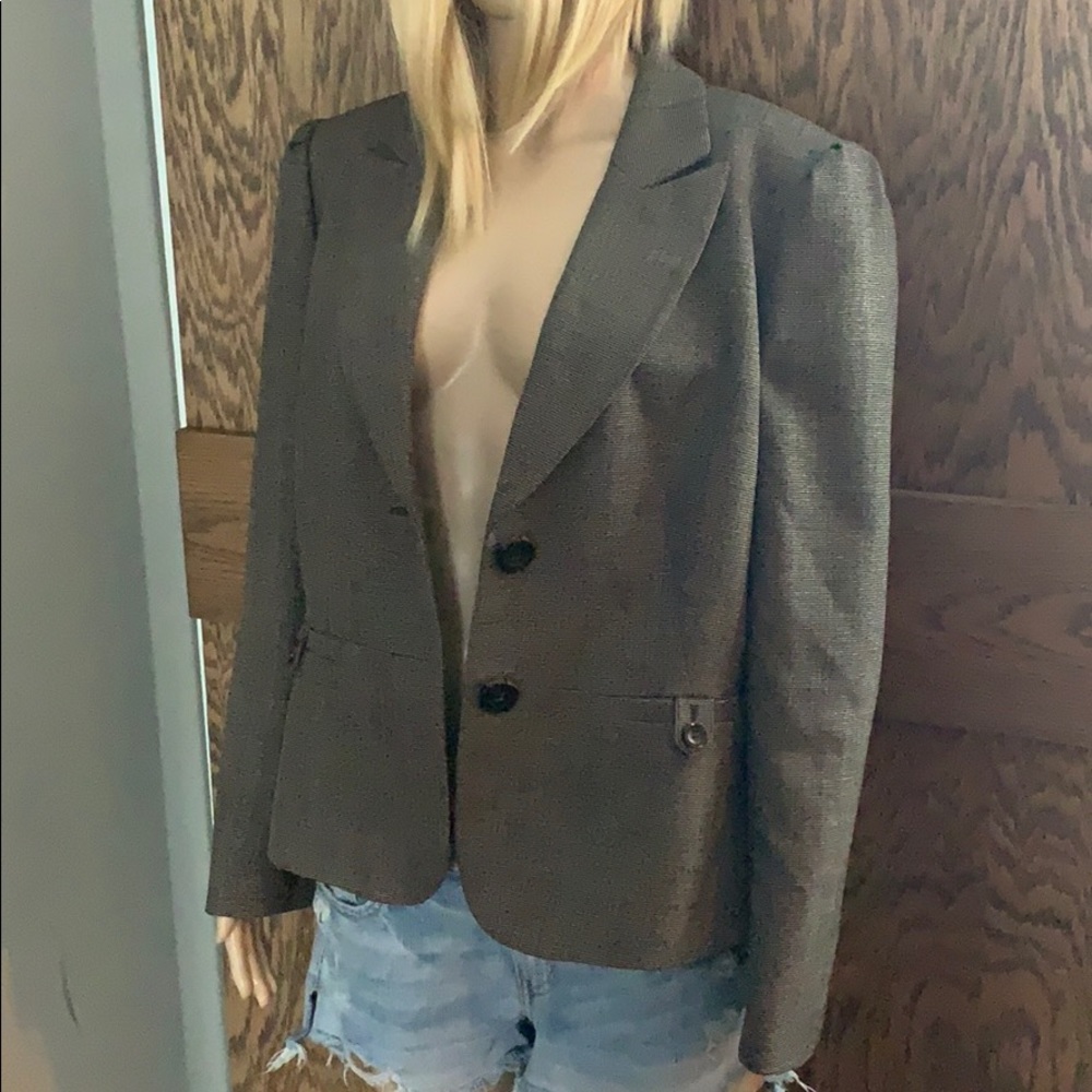 BNWOT! Brown Tahari Blazer! Trending street style! - Picture 2 of 8